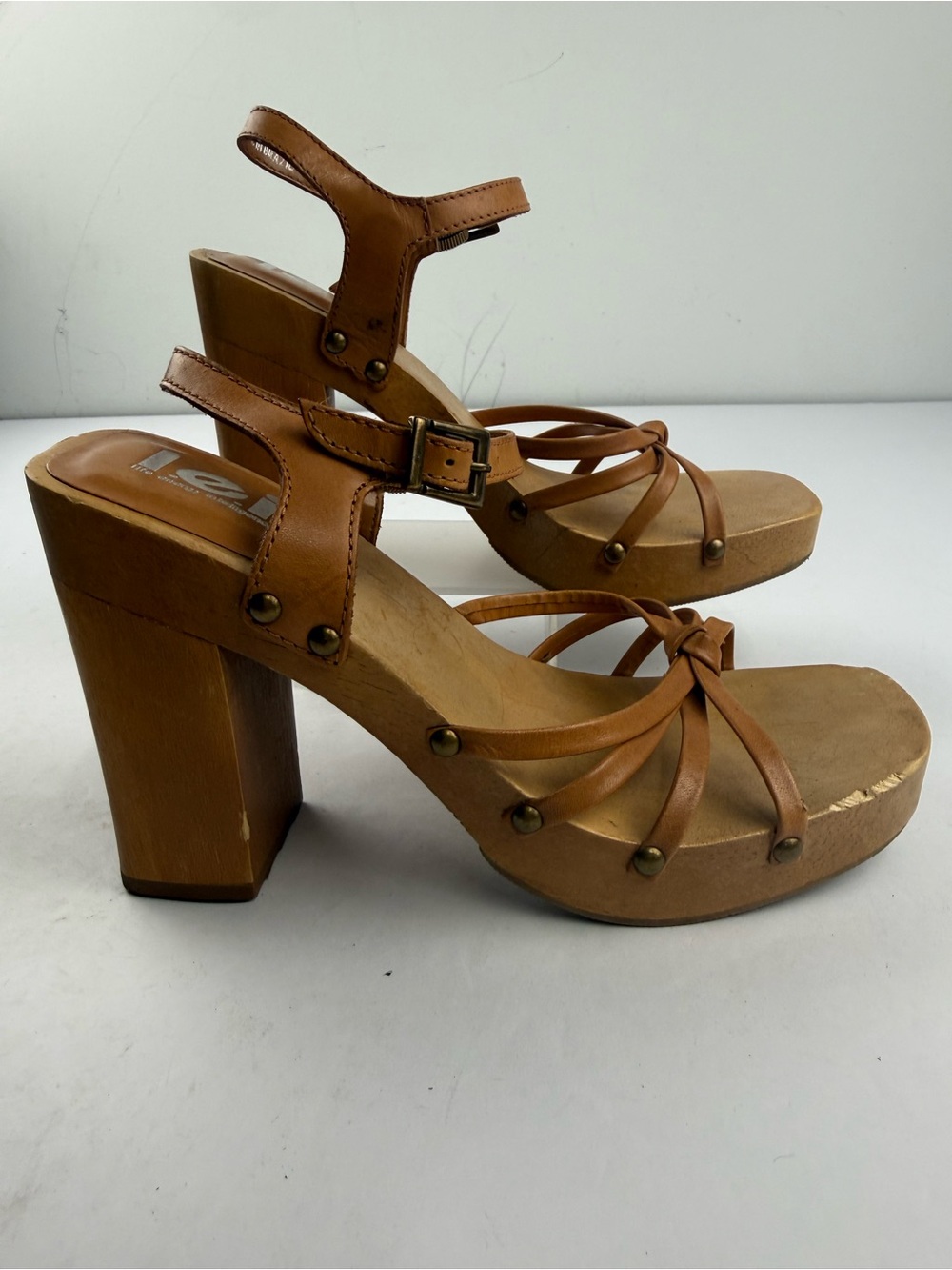 VTG Y2K 90s L.E.I. Wooden Heels Women's 5.5 Studded Leather Strappy SEE ALL.
